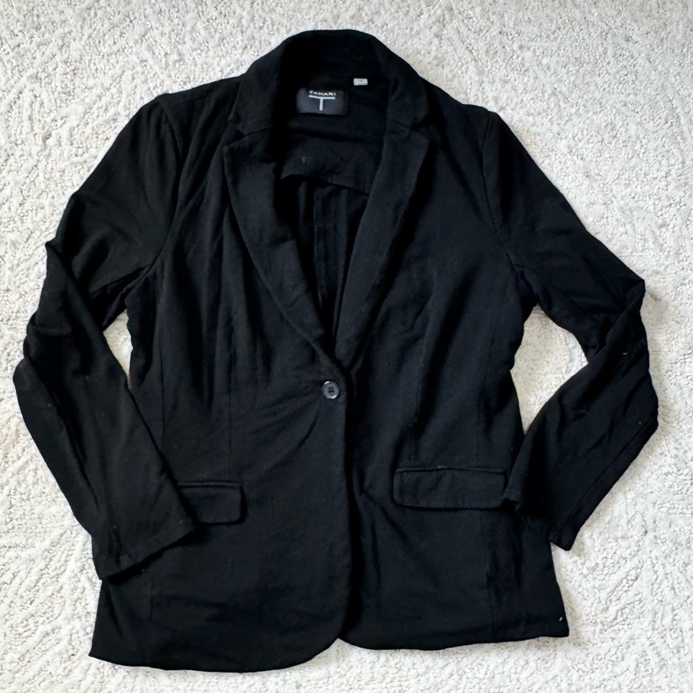 TAHARI Black knit rayon and spandex blazer size 1X
